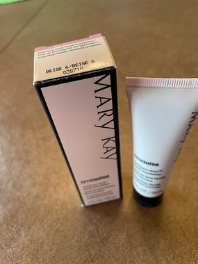 Mary Kay Timewise Discontinued Luminous Liquid Foundation - Beige 6 New
